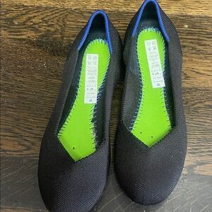 Stylish Black Rothy’s Women's Shoes🔥